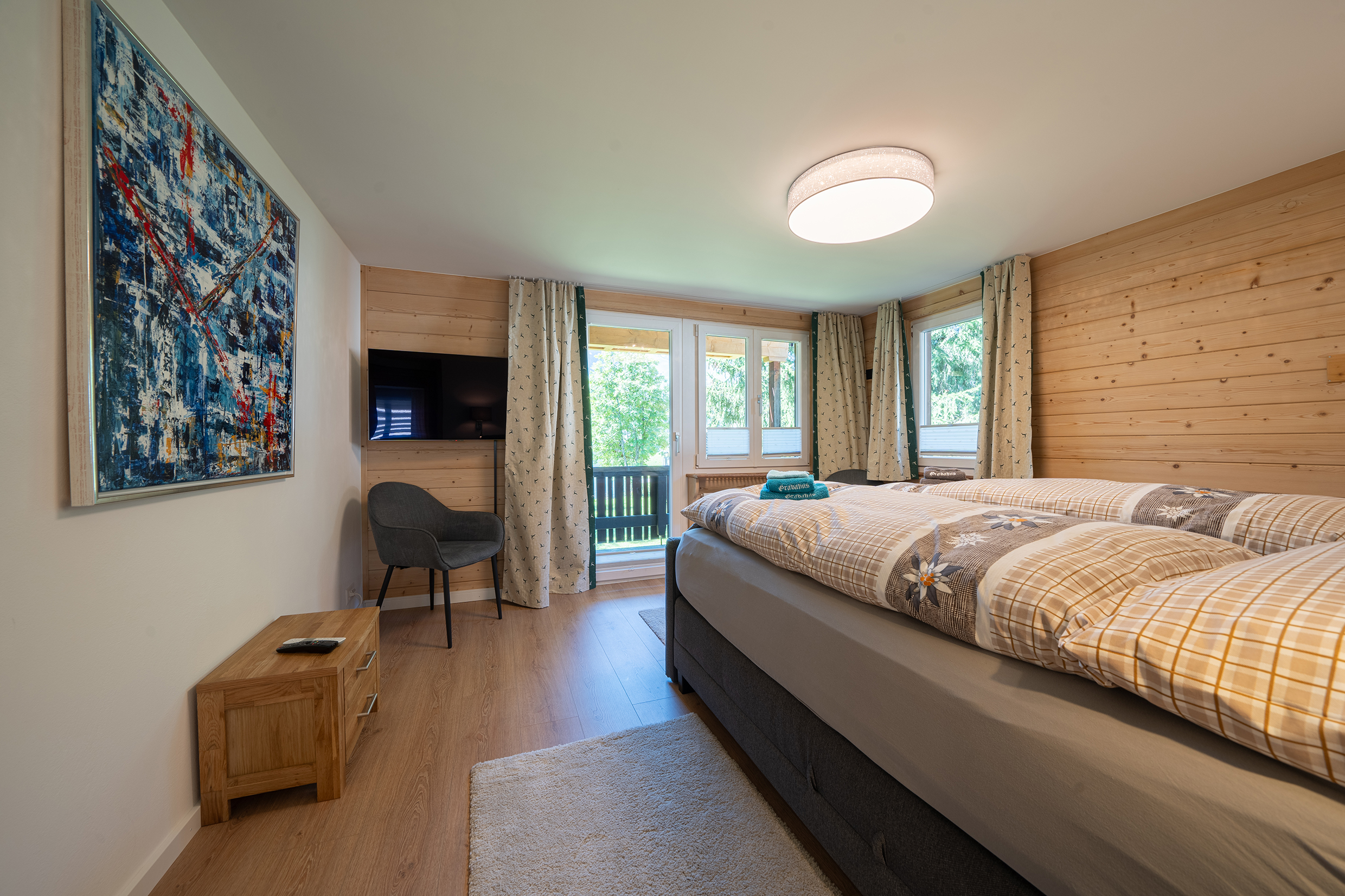 Grabahus_Bedroom_25.jpg