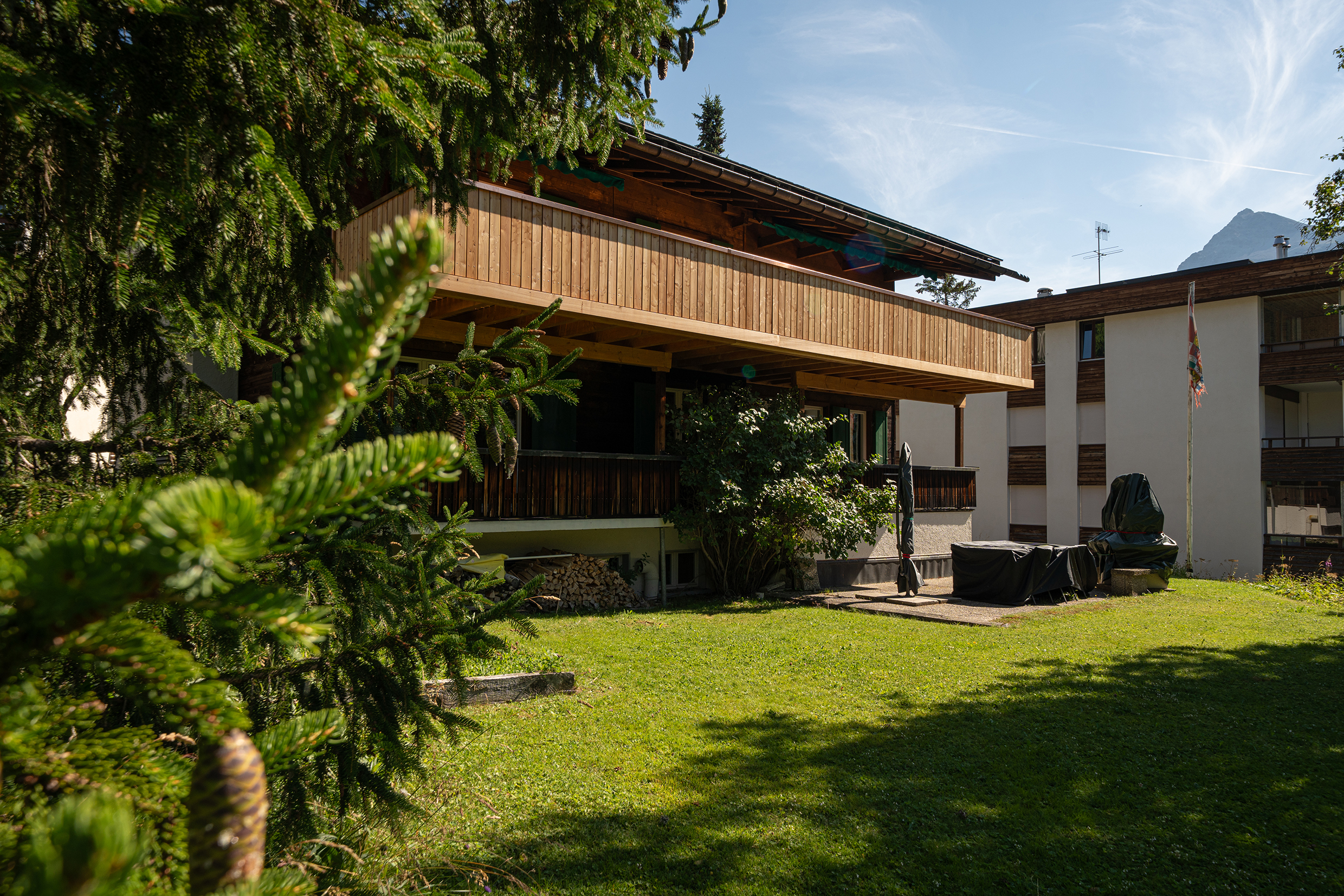 Grabahus_Outdoor_05.jpg